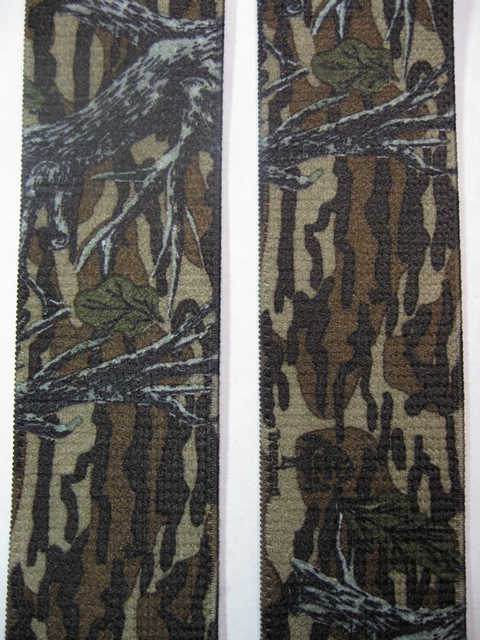 CAMOUFLAGE 1 1/2" X 48" SUSPENDERS With 2 Length Adjusters And 4 Grips. High Stainless Steel GRIPS and Two Secure Stainless Steel Adjusters. Entirely Stretchable Hand Washable and Hang to Dry Cotton/Polyester Material. UB220N48TREE