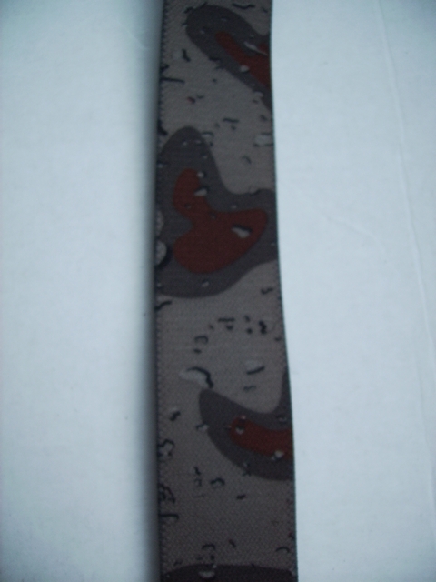 CAMOUFLAGE 1 1/2"X60" Suspenders with 4 strong 1"x 1" Grips and 2 Length Adjusters in the front, all in NICKEL FINISH. Entirely Stretchable Cotton/Polyester Material. UB220N60DSST