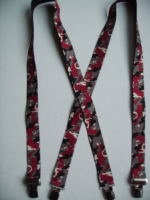 CAMOUFLAGE 1 1/2" X 48" SUSPENDERS With 2 Strong Chrome Adjusters And 4 Grips. UB220N48SCRE