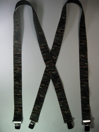 CAMOUFLAGE 1 1/2" X 48" SUSPENDERS With 2 Strong Chrome Adjusters And 4 Grips. UB220N48TSJG